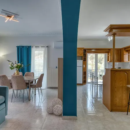 Poetree Σπίτι διακοπών Γαλατάς