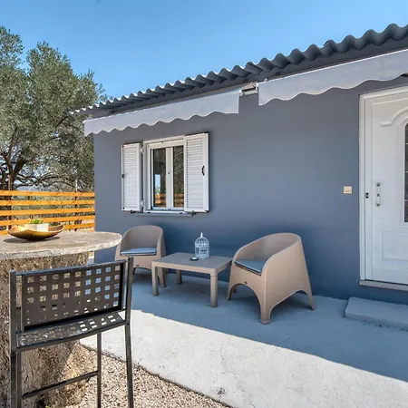 Poetree Σπίτι διακοπών