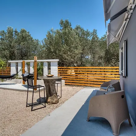 Poetree Σπίτι διακοπών Γαλατάς