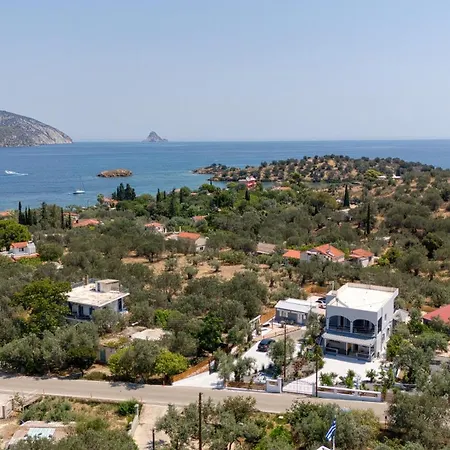 Poetree Σπίτι διακοπών Γαλατάς