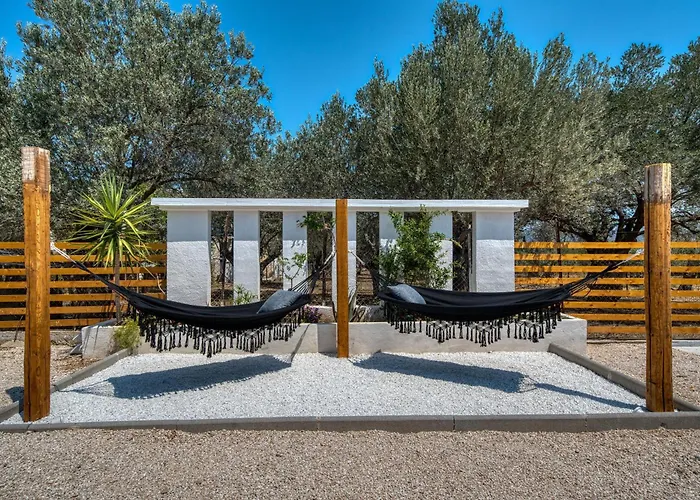 Poetree Γαλατάς